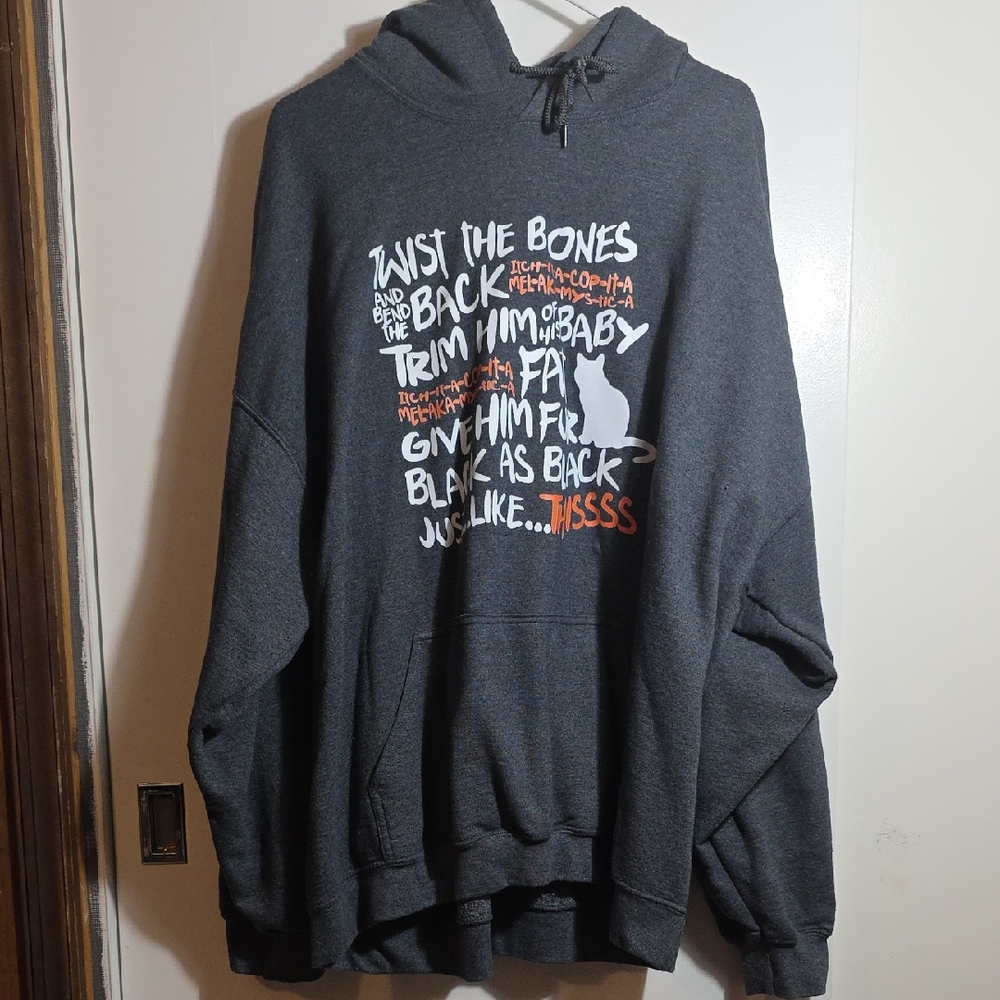 Gildan Gray Sweatshirt Hoodie Casual Style